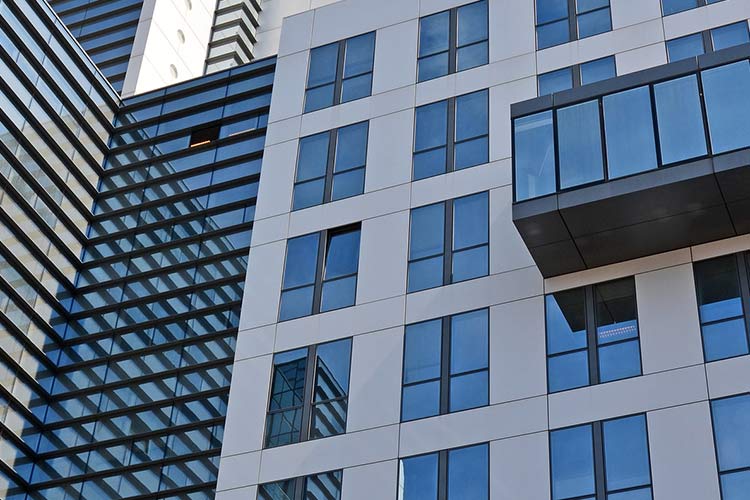 Fassadenreinigung - Glas, Beton, Metallflächen Fassadenreinigung - Glas, Beton, Metallflächen